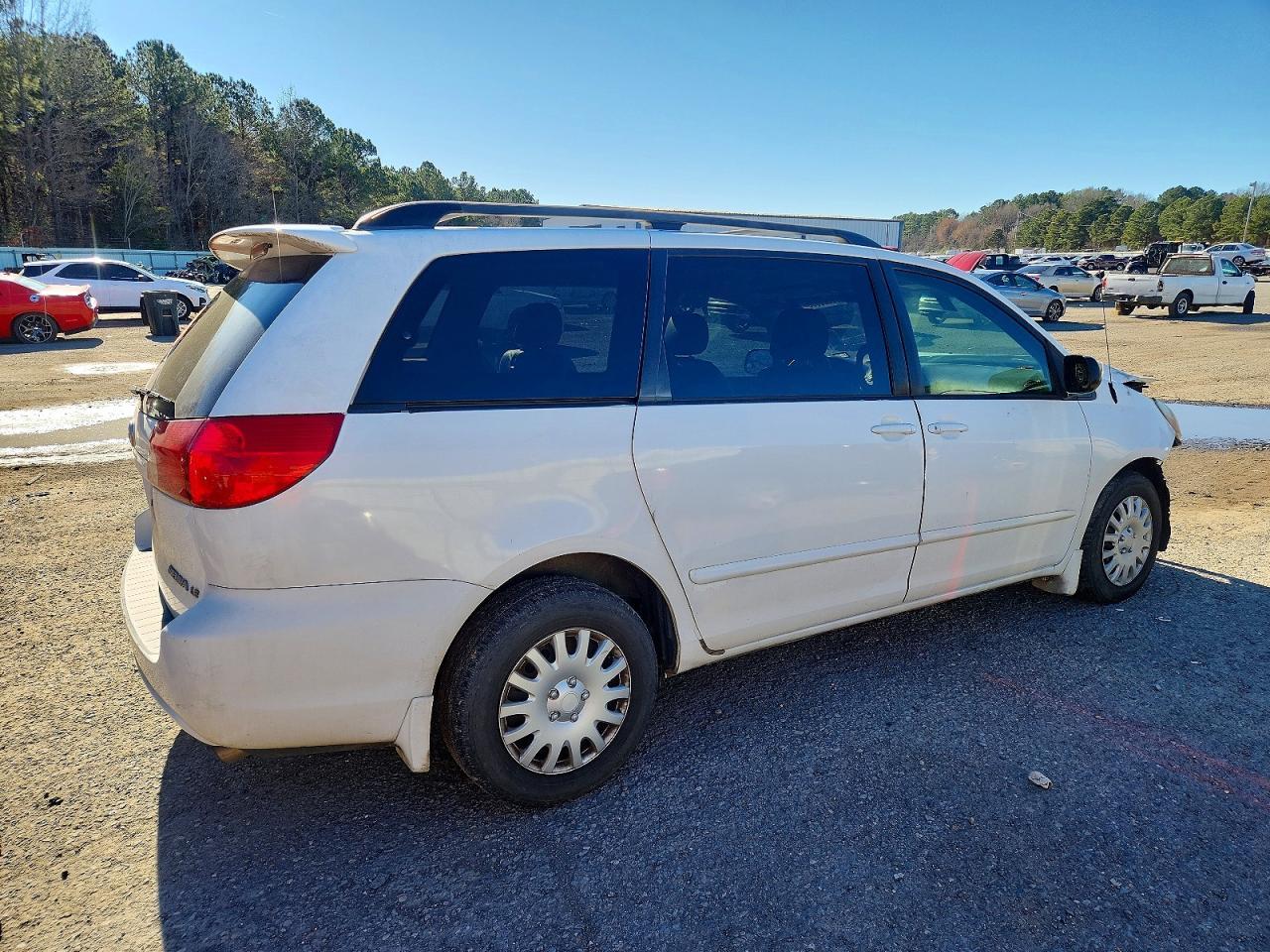 2008 Toyota Sienna Ce - Фото 3