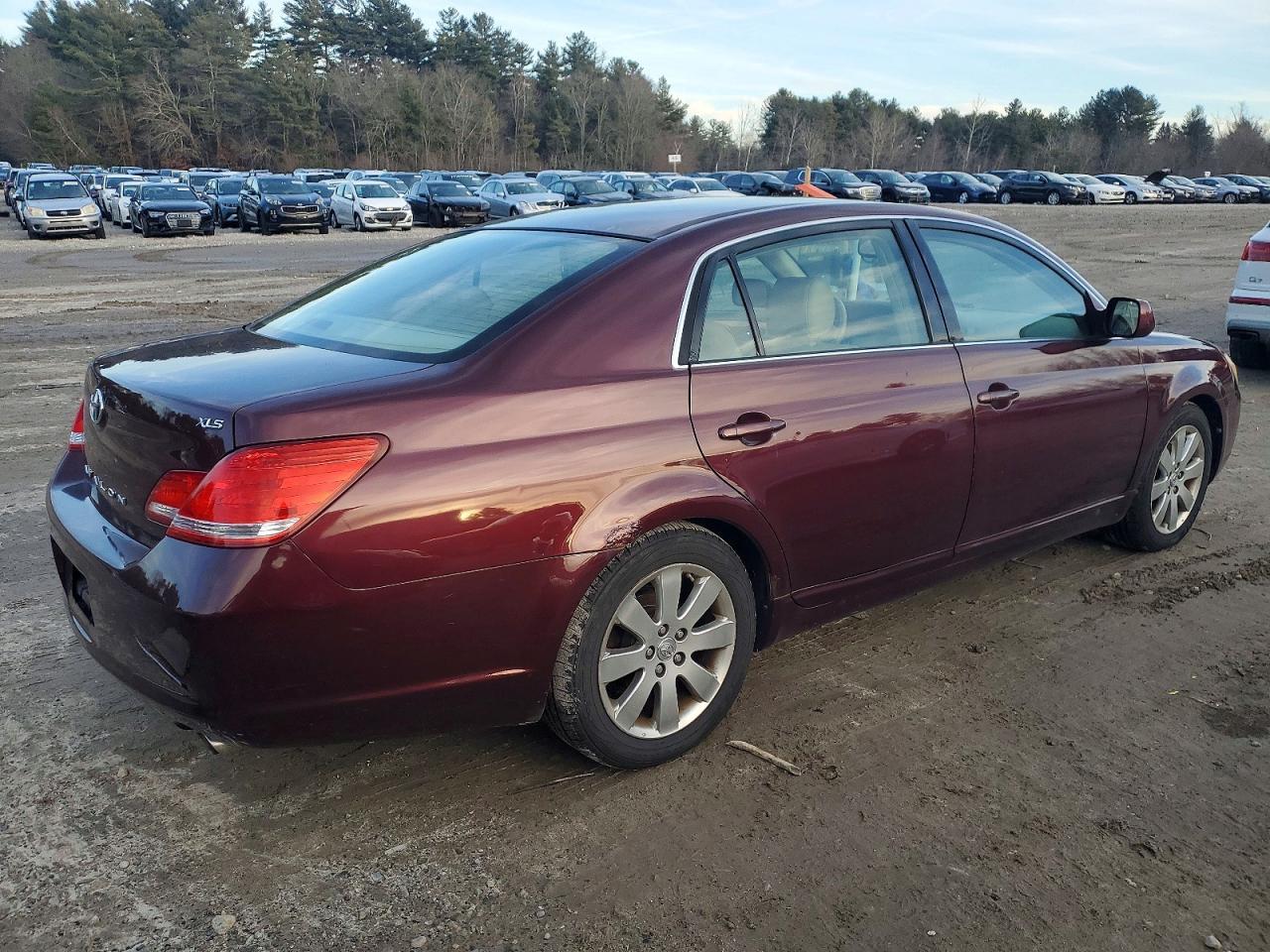 2007 Toyota Avalon Xl - Image 3