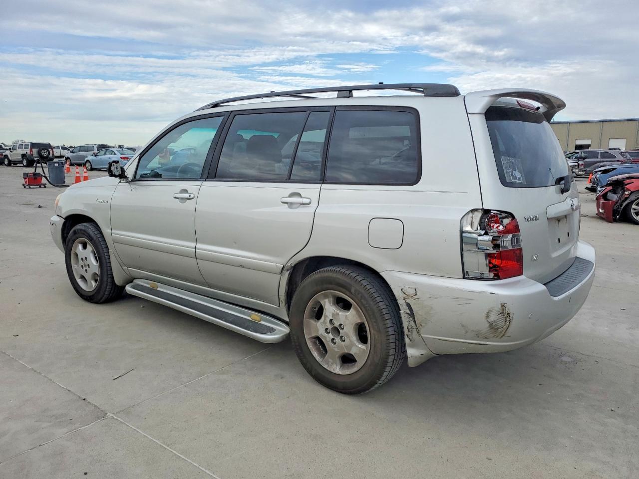 2006 Toyota Highlander Limited - Image 2
