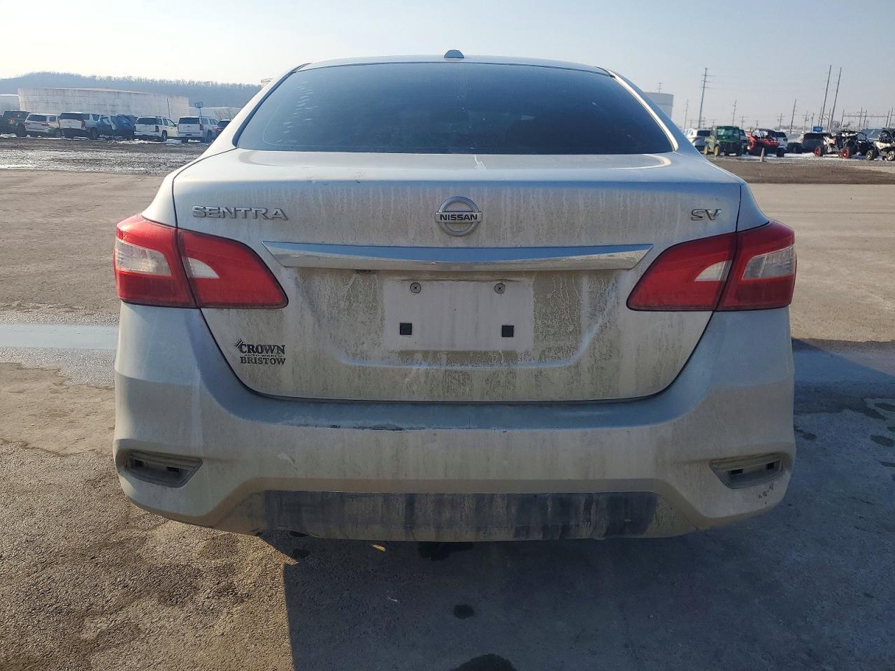 2017 Nissan Sentra - Фото 6