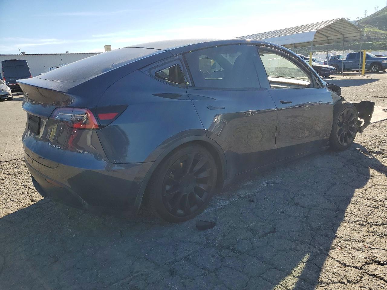 2021 Tesla Model Y - Image 3