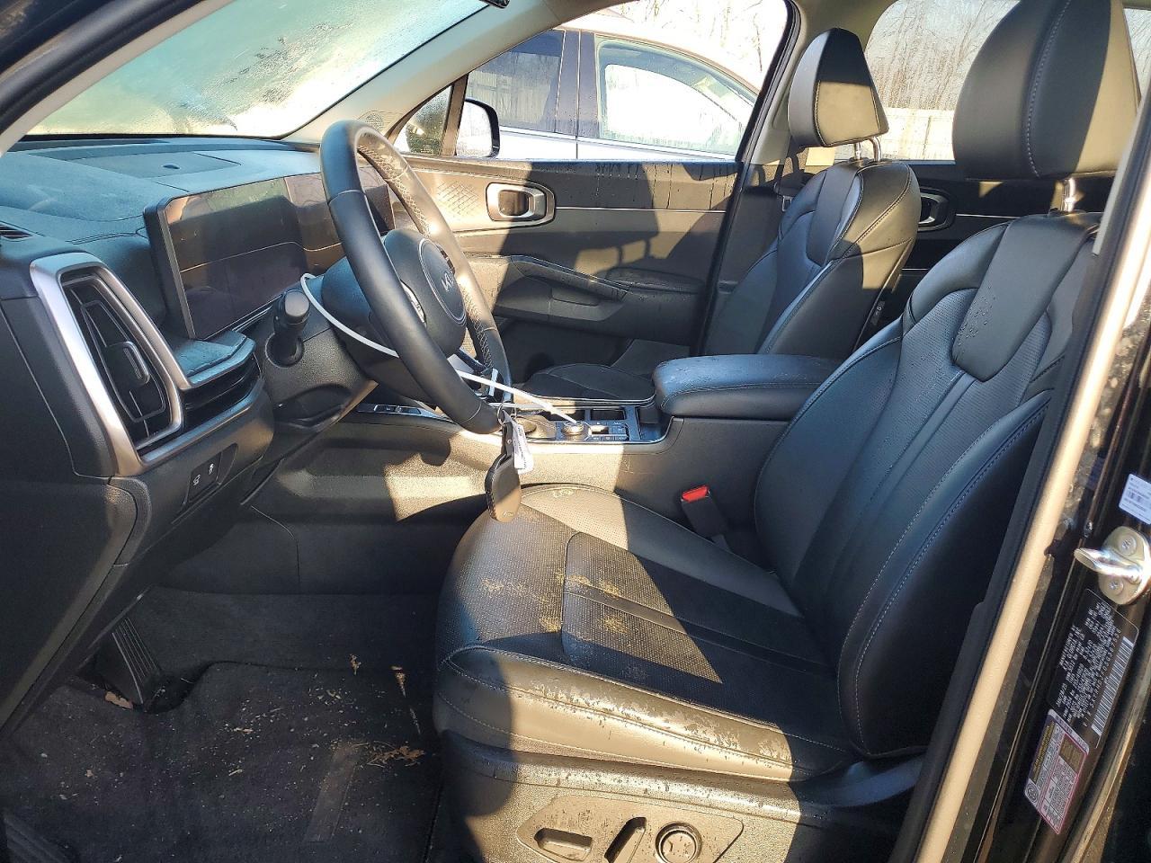 2025 Kia Sorento Ex - Image 7