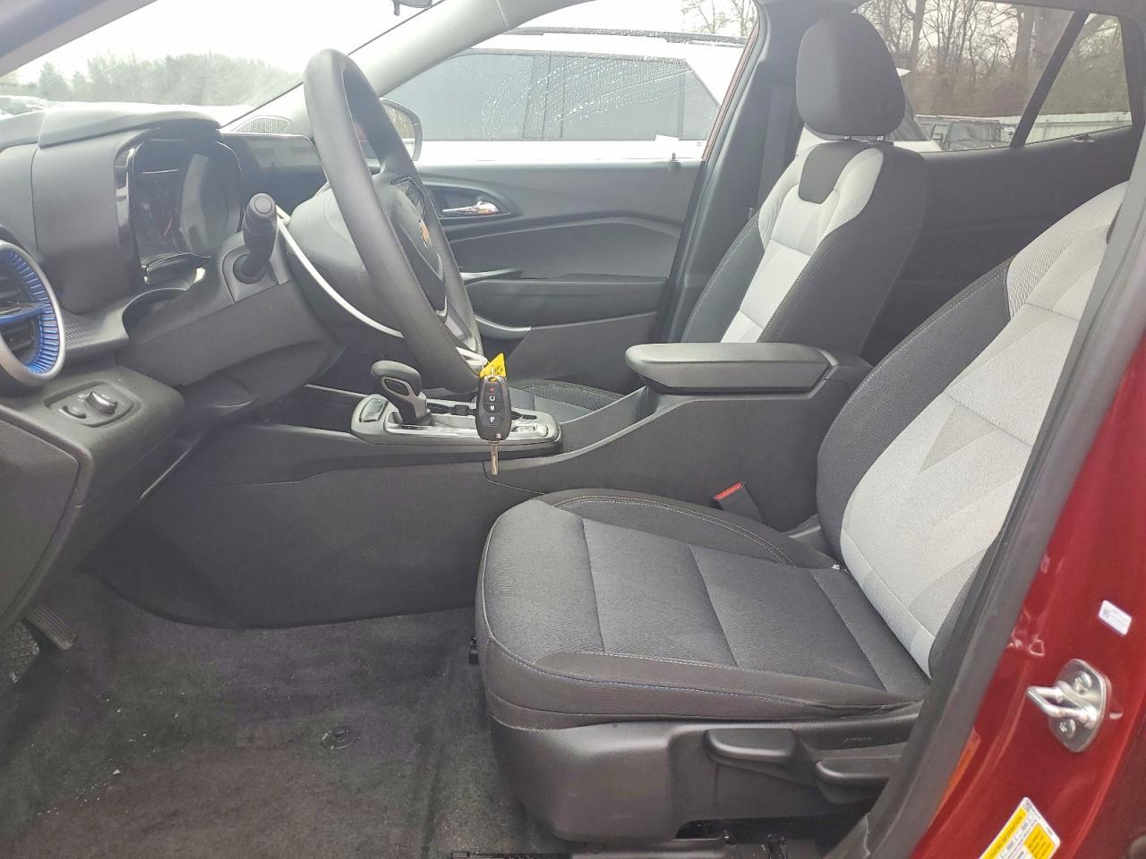 2024 Chevrolet Trax Ls - Image 7