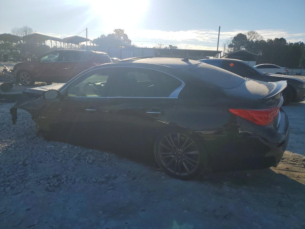 2016 Infiniti Q50 Red Sport 400 - Image 2