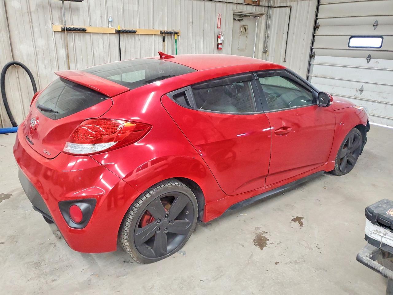 2015 Hyundai Veloster Turbo - Image 3