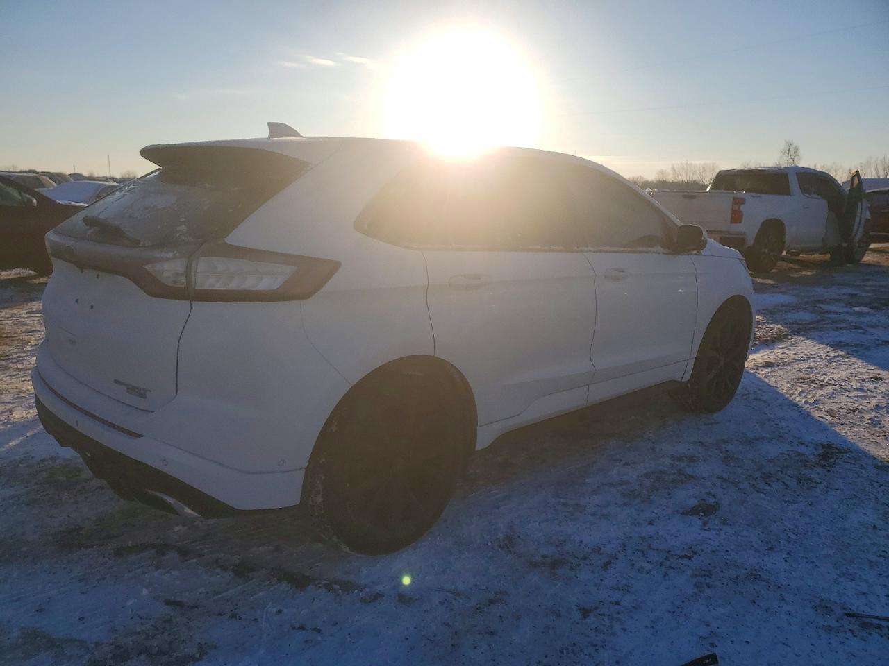 2016 Ford Edge Sport - Фото 3