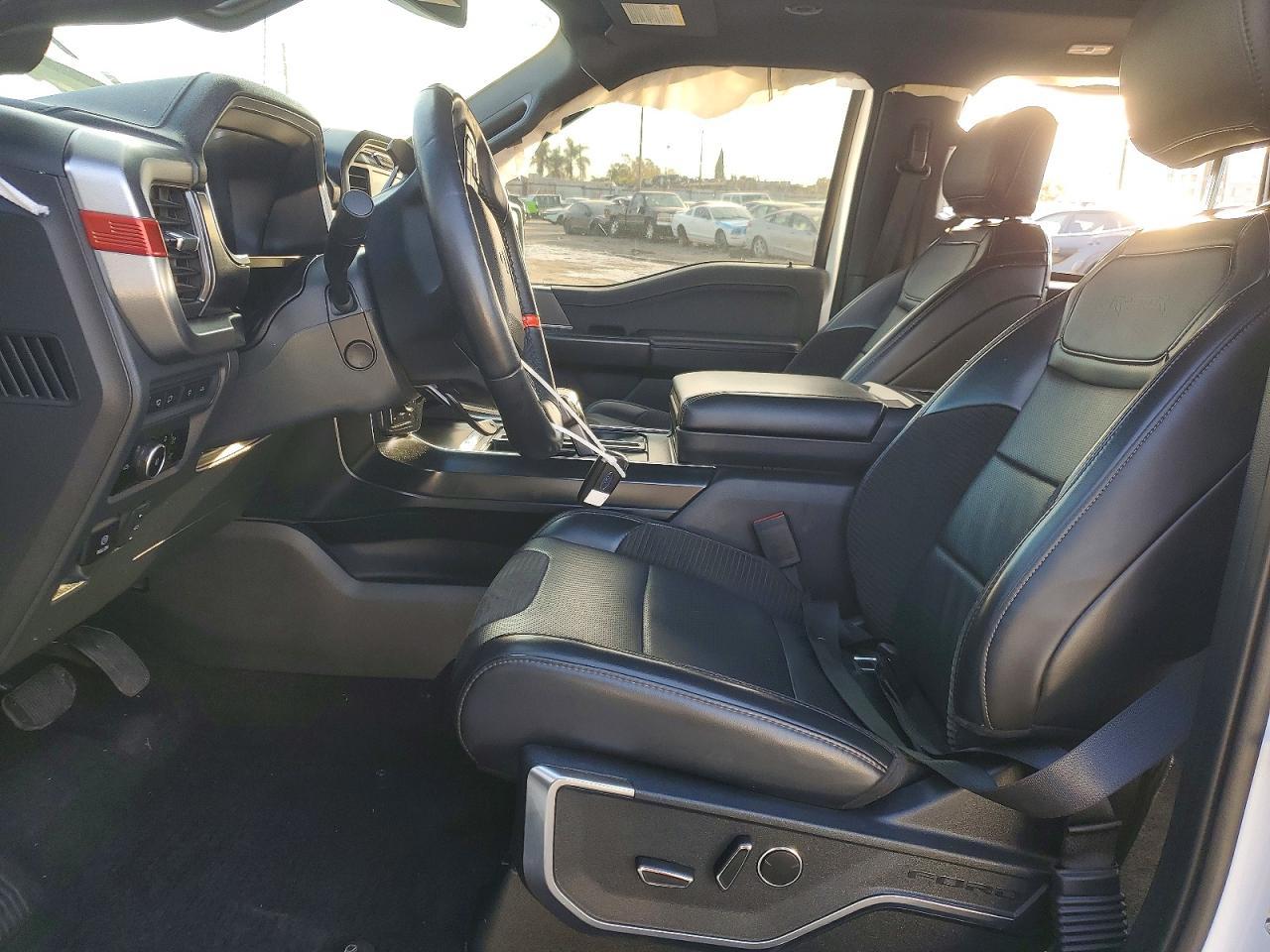 2023 Ford F150 Raptor - Фото 7