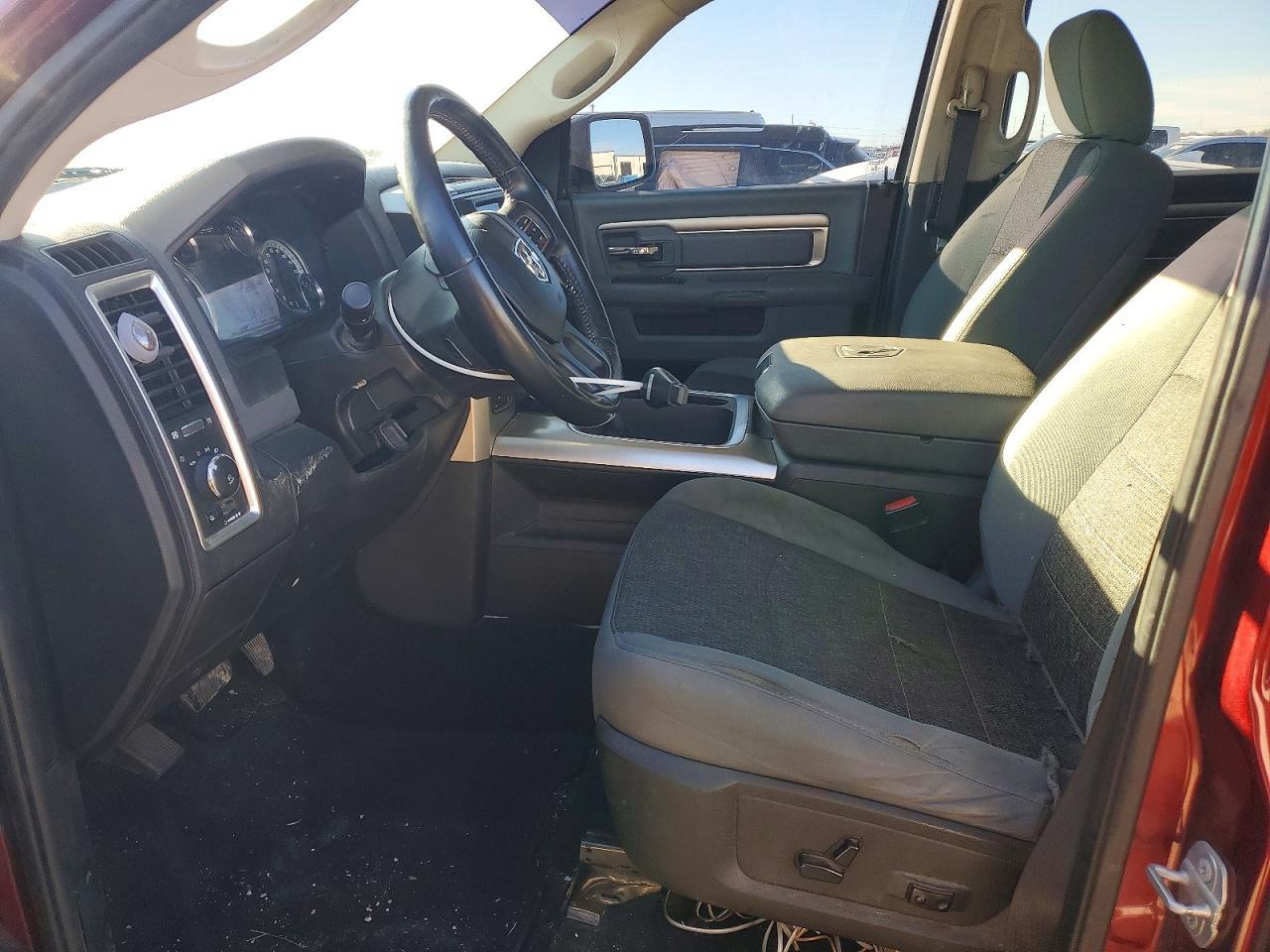 2019 Ram 1500 Classic Slt - Image 7