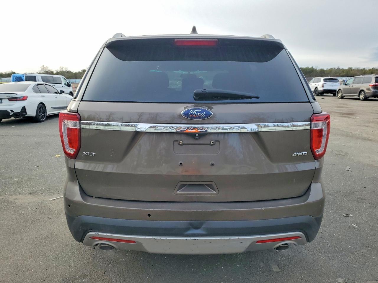 2016 Ford Explorer - Фото 6