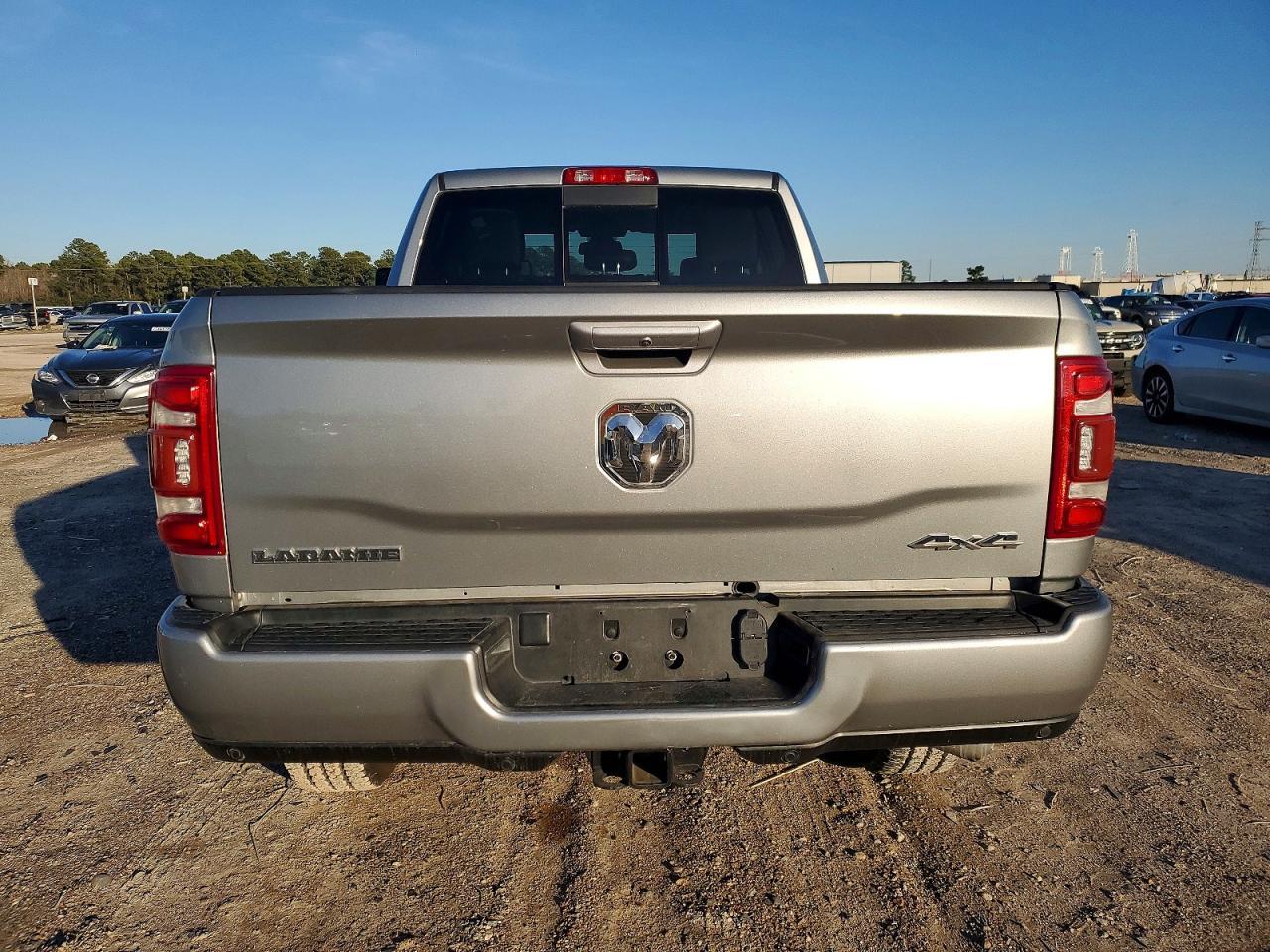 2024 Ram 2500 Laramie - Фото 6