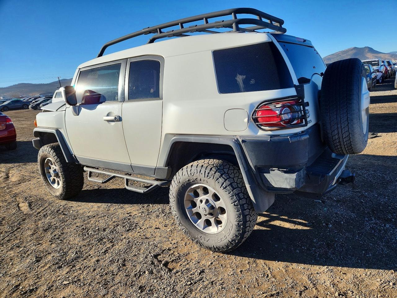 2012 Toyota Fj Cruiser Base - Фото 2