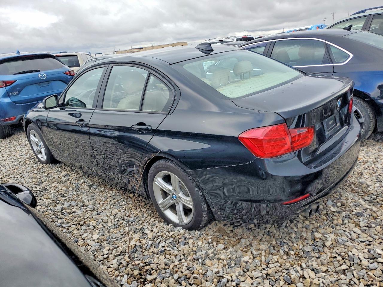 2014 BMW 328 I - Фото 2