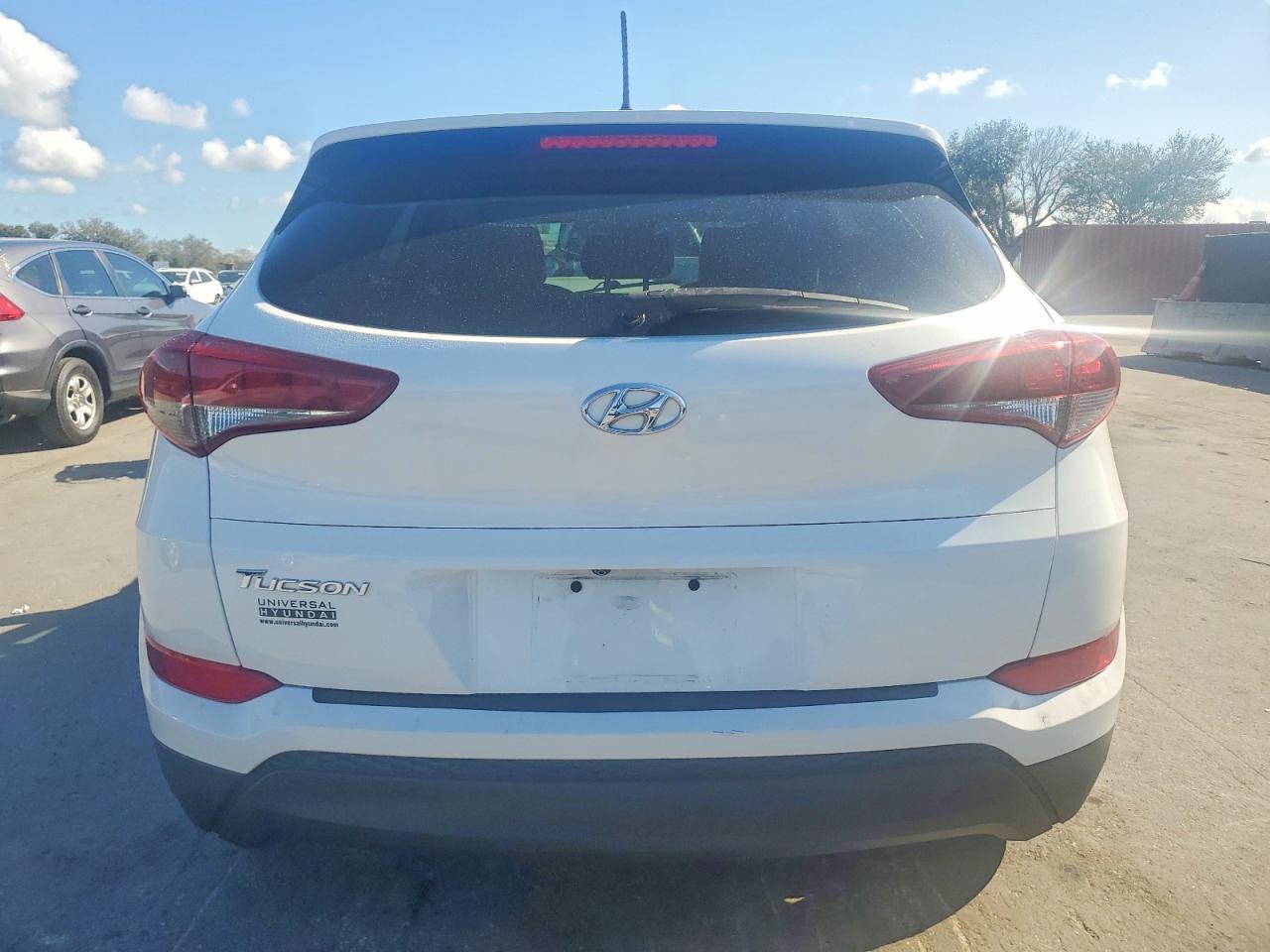 2017 Hyundai Tucson Se - Image 6
