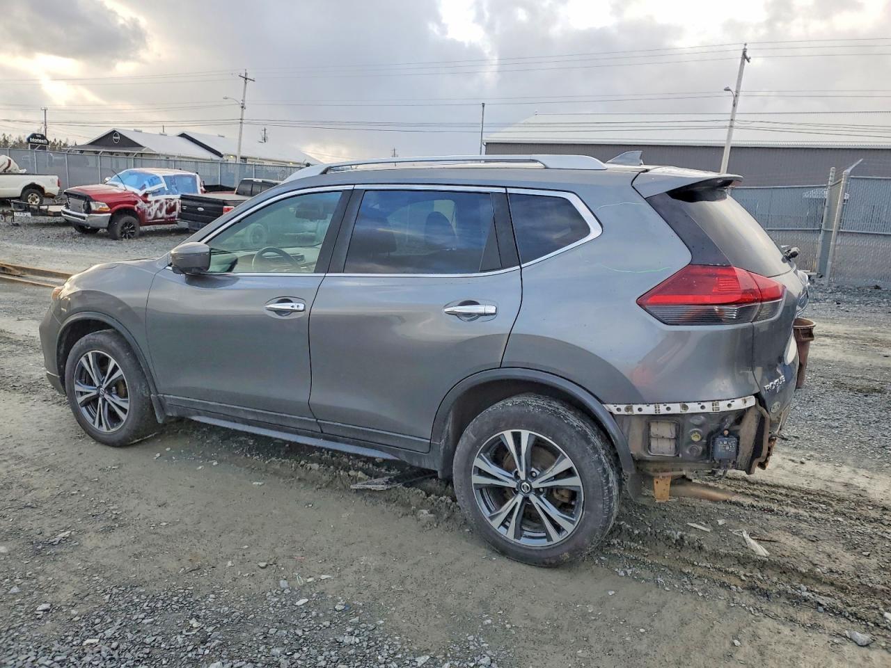 2019 Nissan Rogue S - Фото 2
