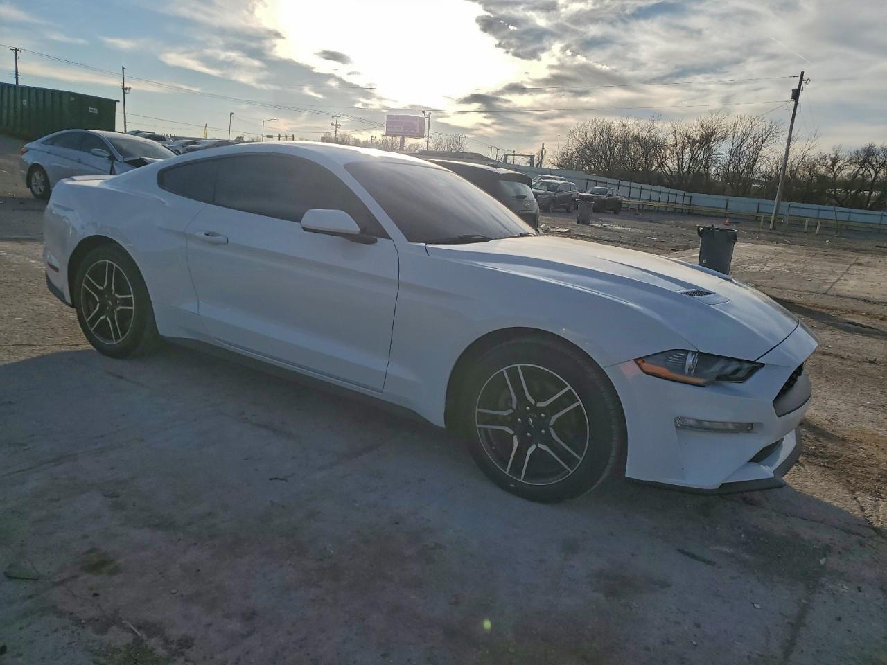 2019 Ford Mustang - Фото 4