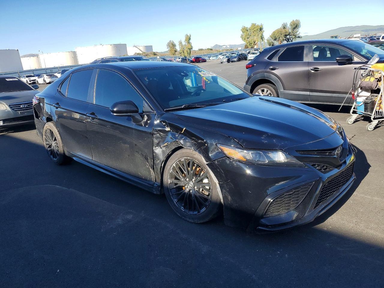 2021 Toyota Camry Se Nightshade - Image 4