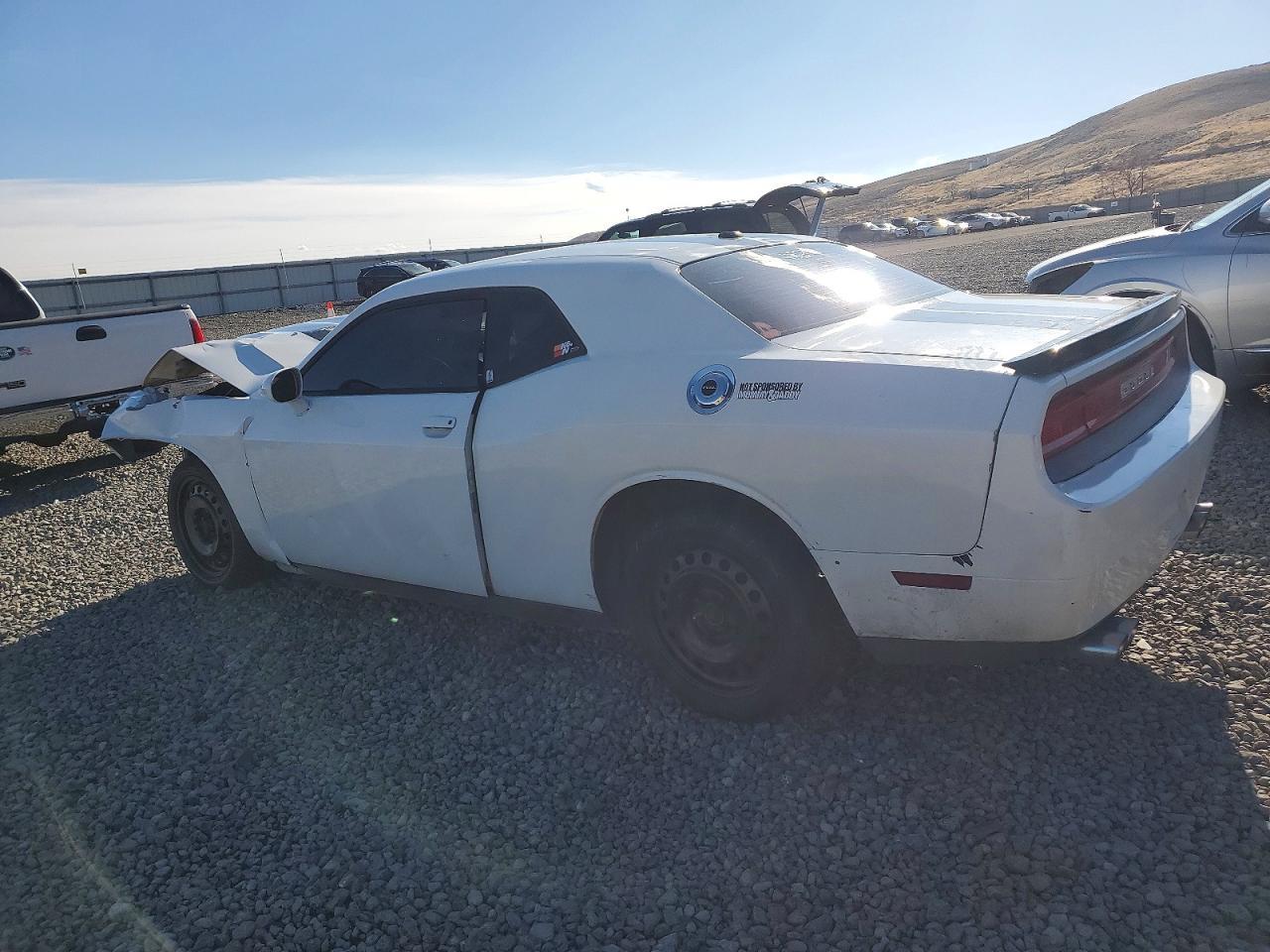 2011 Dodge Challenger - Фото 2