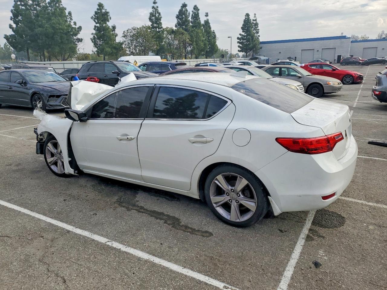 2014 Acura Ilx 20 - Image 2