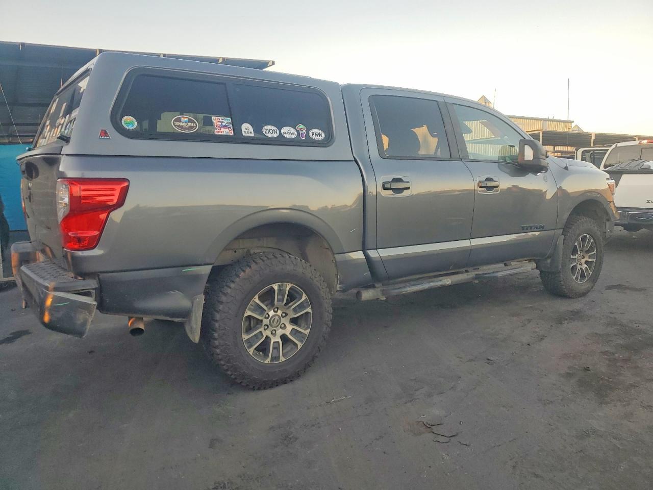 2021 Nissan Titan Sv - Фото 3