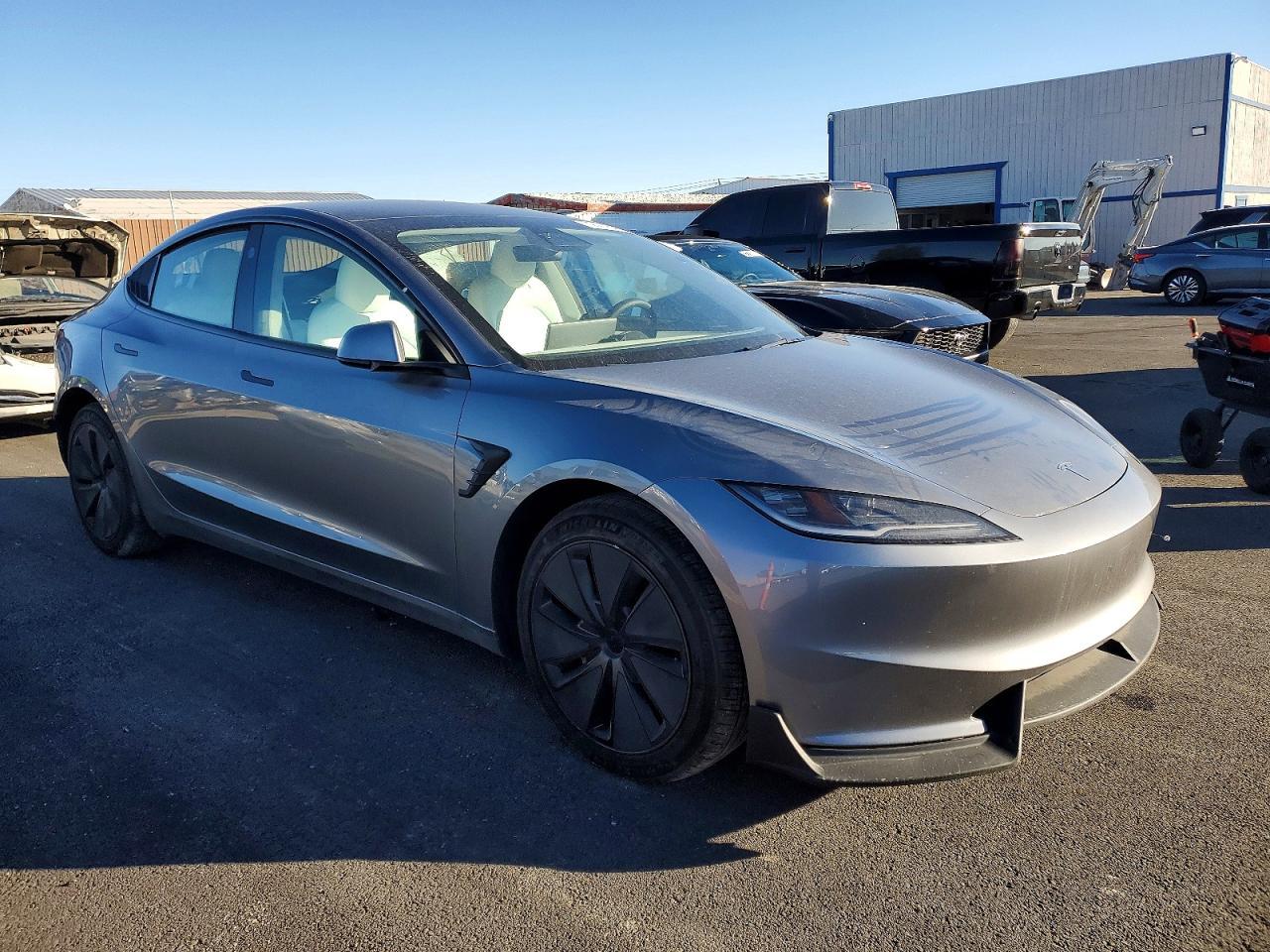 2024 Tesla Model 3 - Image 4