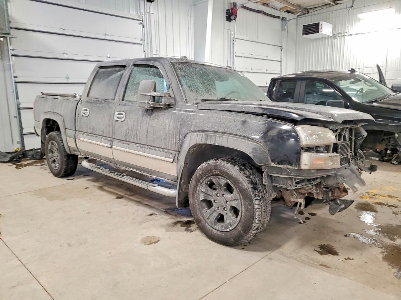 2005 Chevrolet Silverado K1500 - Image 4