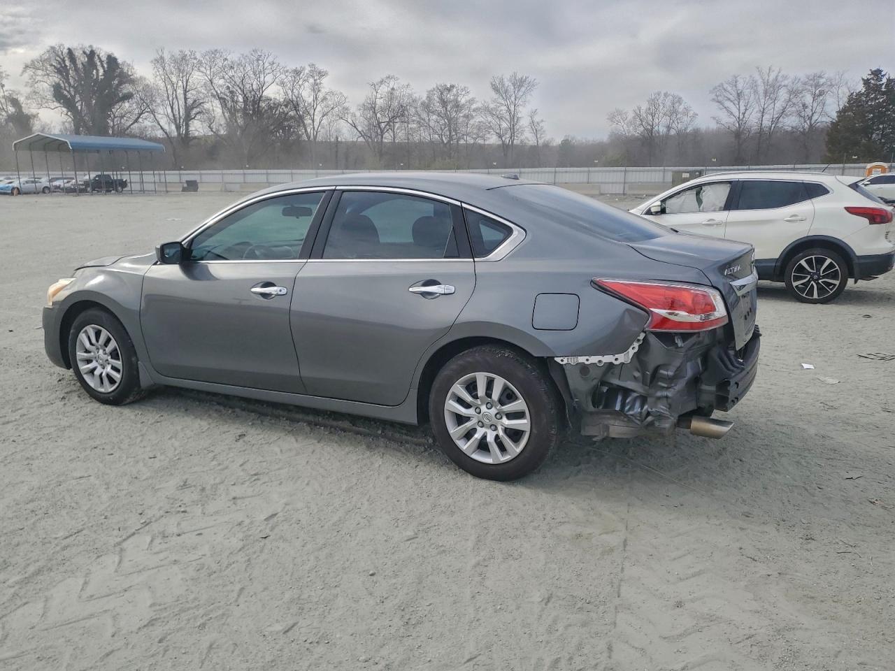 2014 Nissan Altima 2.5 - Фото 2