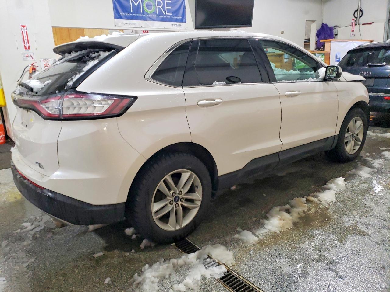 2016 Ford Edge Sel - Image 3