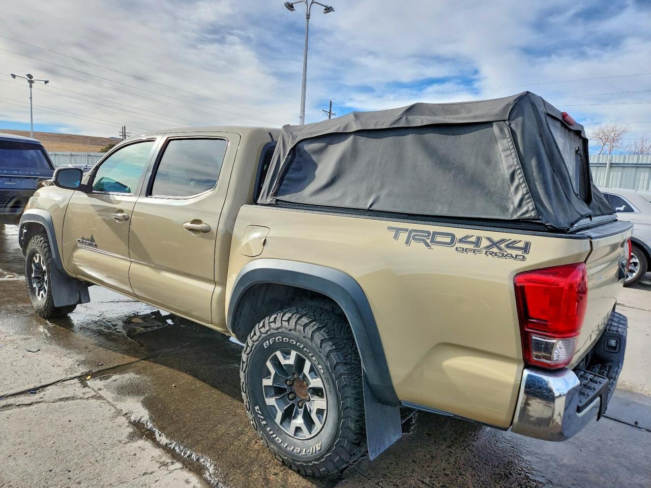 2016 Toyota Tacoma Trd Off-Road - Image 2