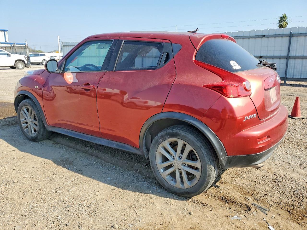2013 Nissan Juke S - Фото 2