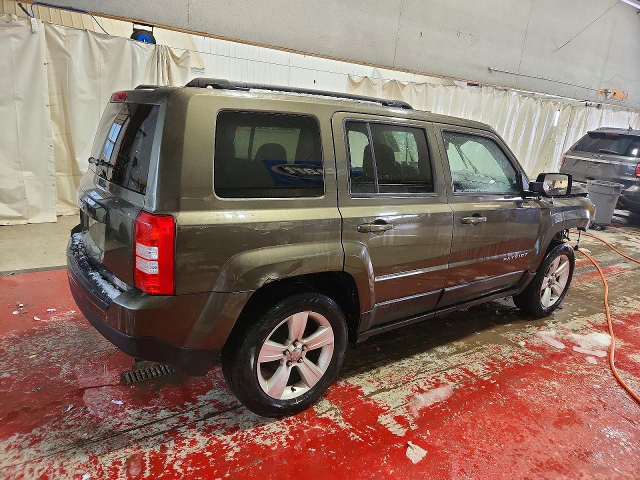 2016 Jeep Patriot Sport - Image 3