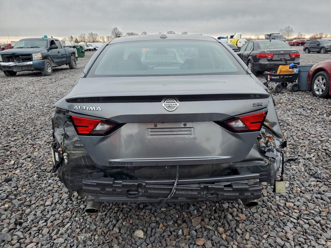 2020 Nissan Altima Sr - Image 6