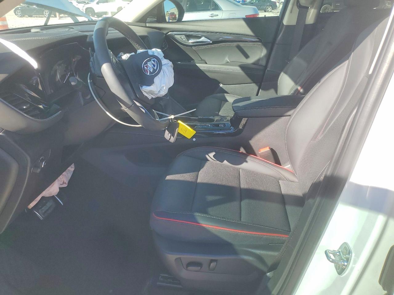 2023 Buick Envision Essence - Фото 7