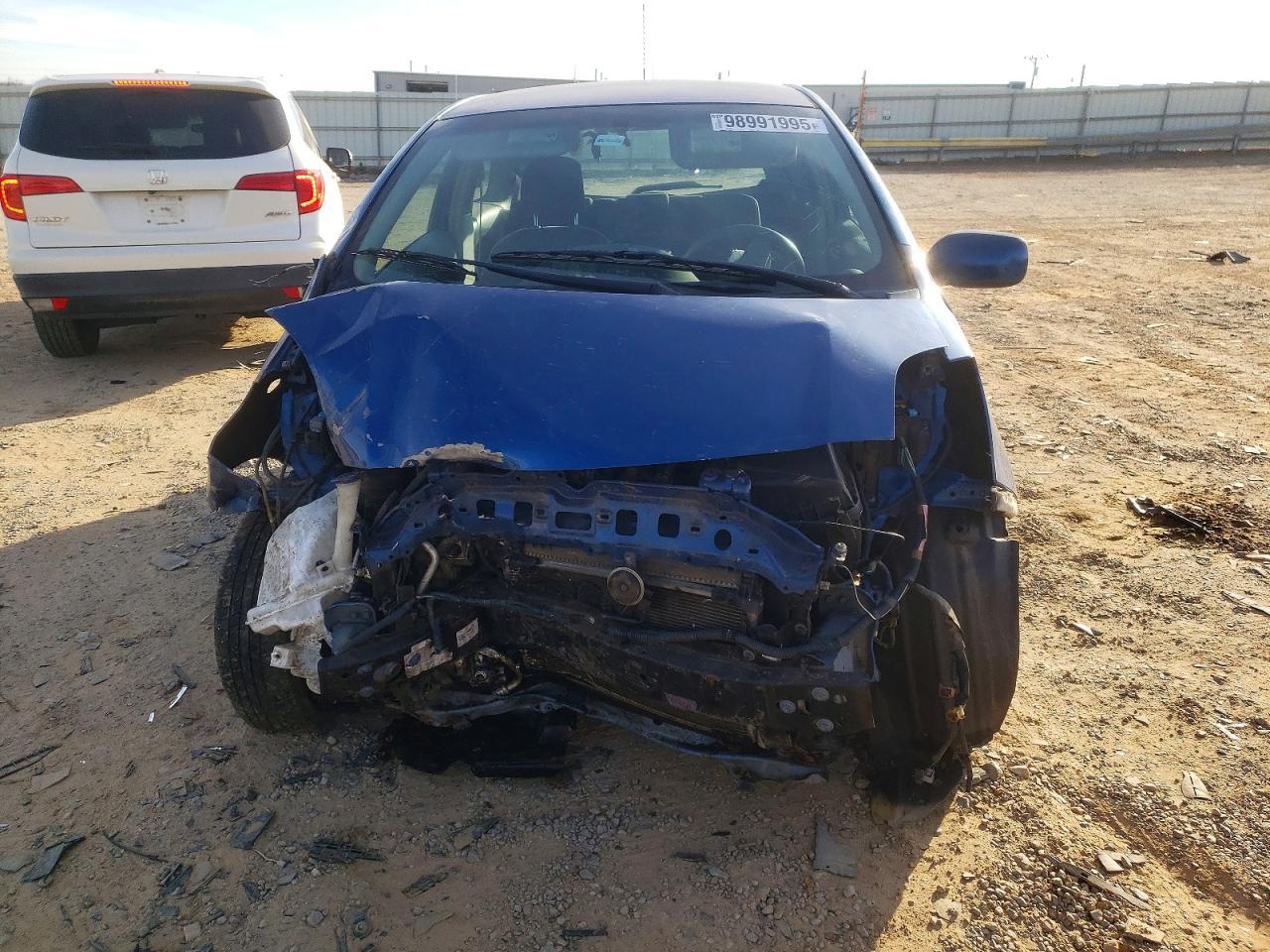 2008 Toyota Yaris - Image 5