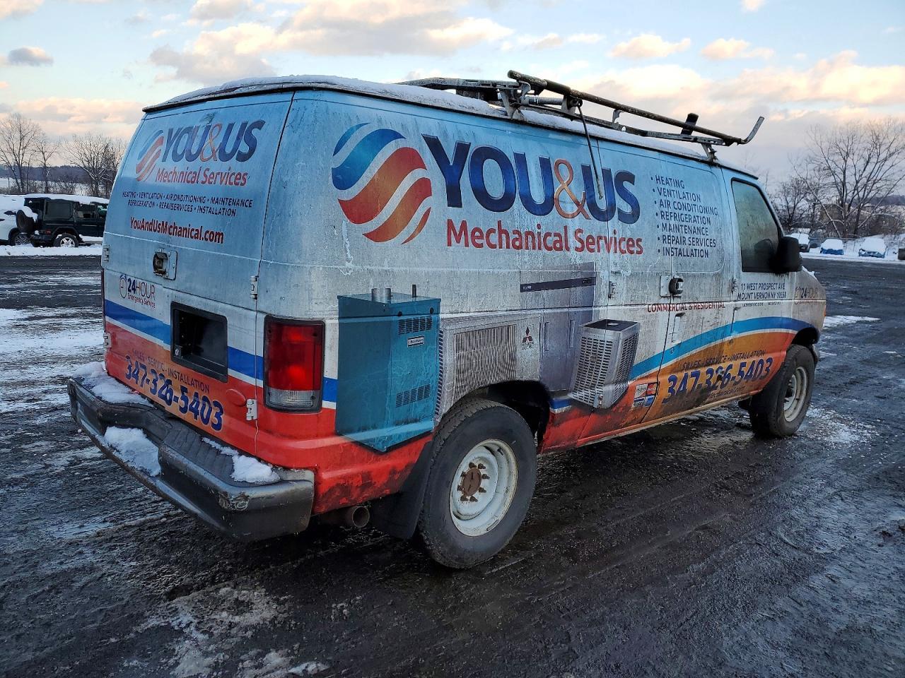 2005 Ford E350 Utility / Service Van - Фото 3