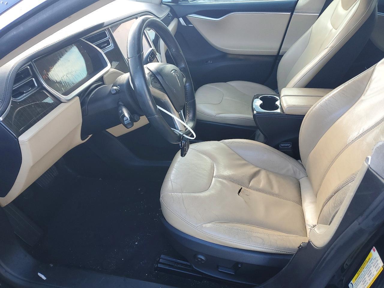 2013 Tesla Model S - Image 7