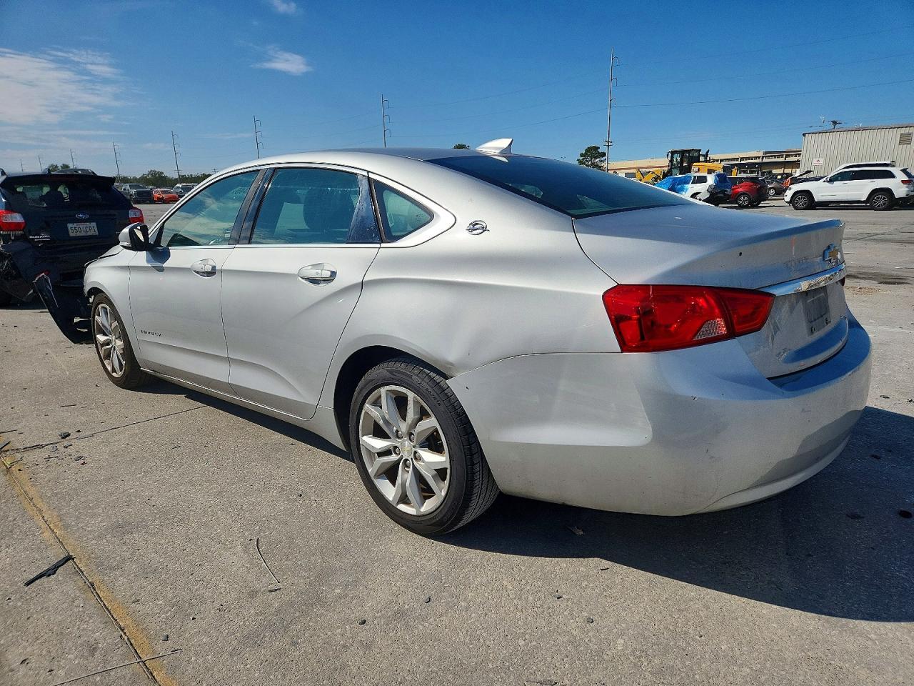 2018 Chevrolet Impala Lt - Фото 2
