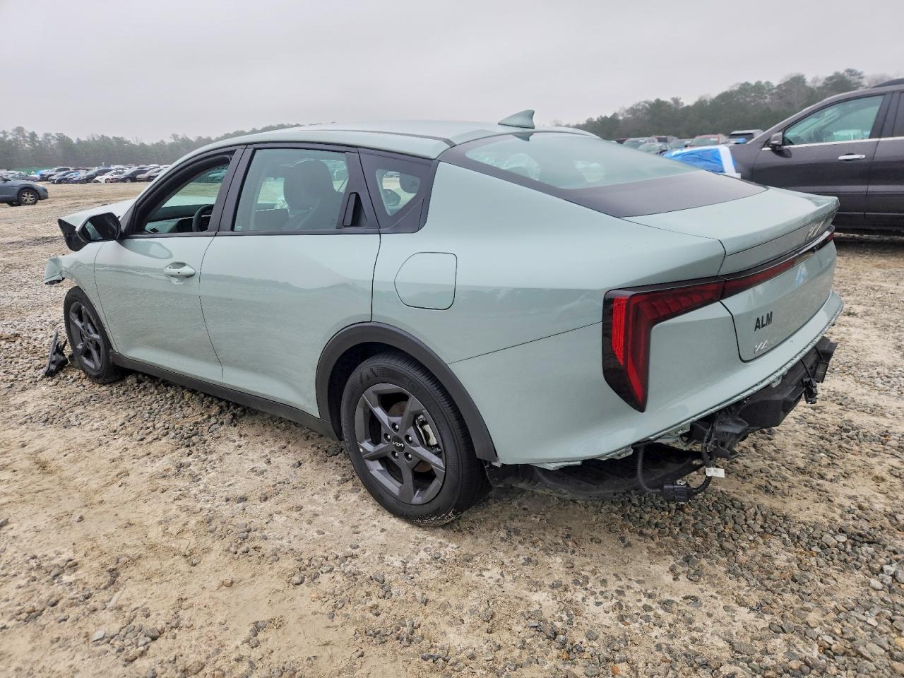 2025 Kia K4 Lx - Image 2