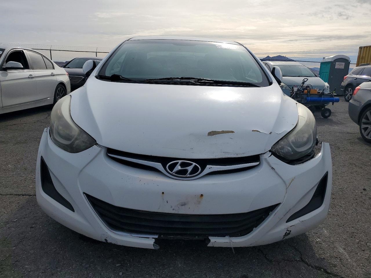 2015 Hyundai Elantra Se - Фото 5