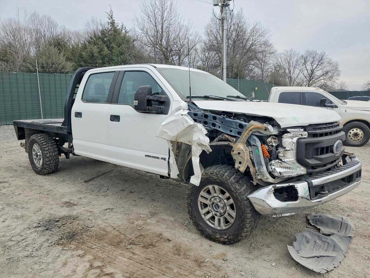 2022 Ford F250 Super Duty Flatbed Truck - Фото 4