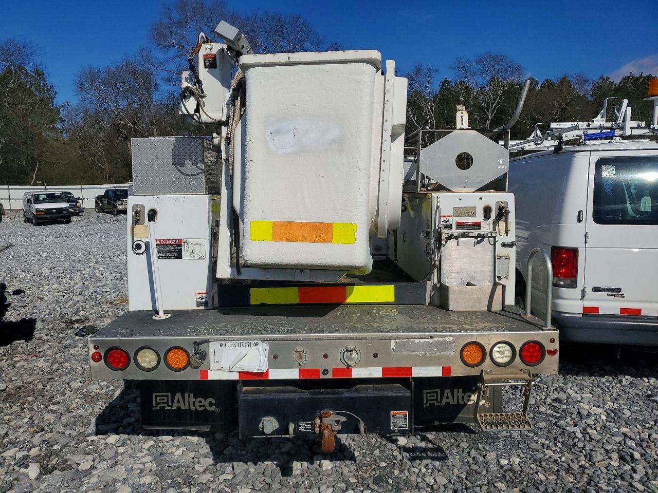 2015 Ford F450 Super Duty - Image 6