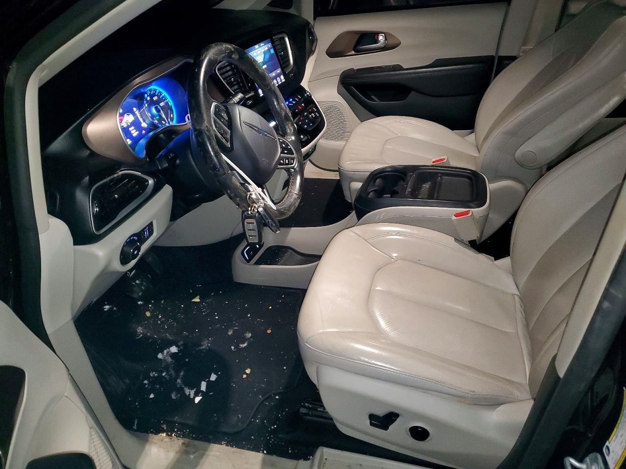 2018 Chrysler Pacifica Touring L - Фото 7