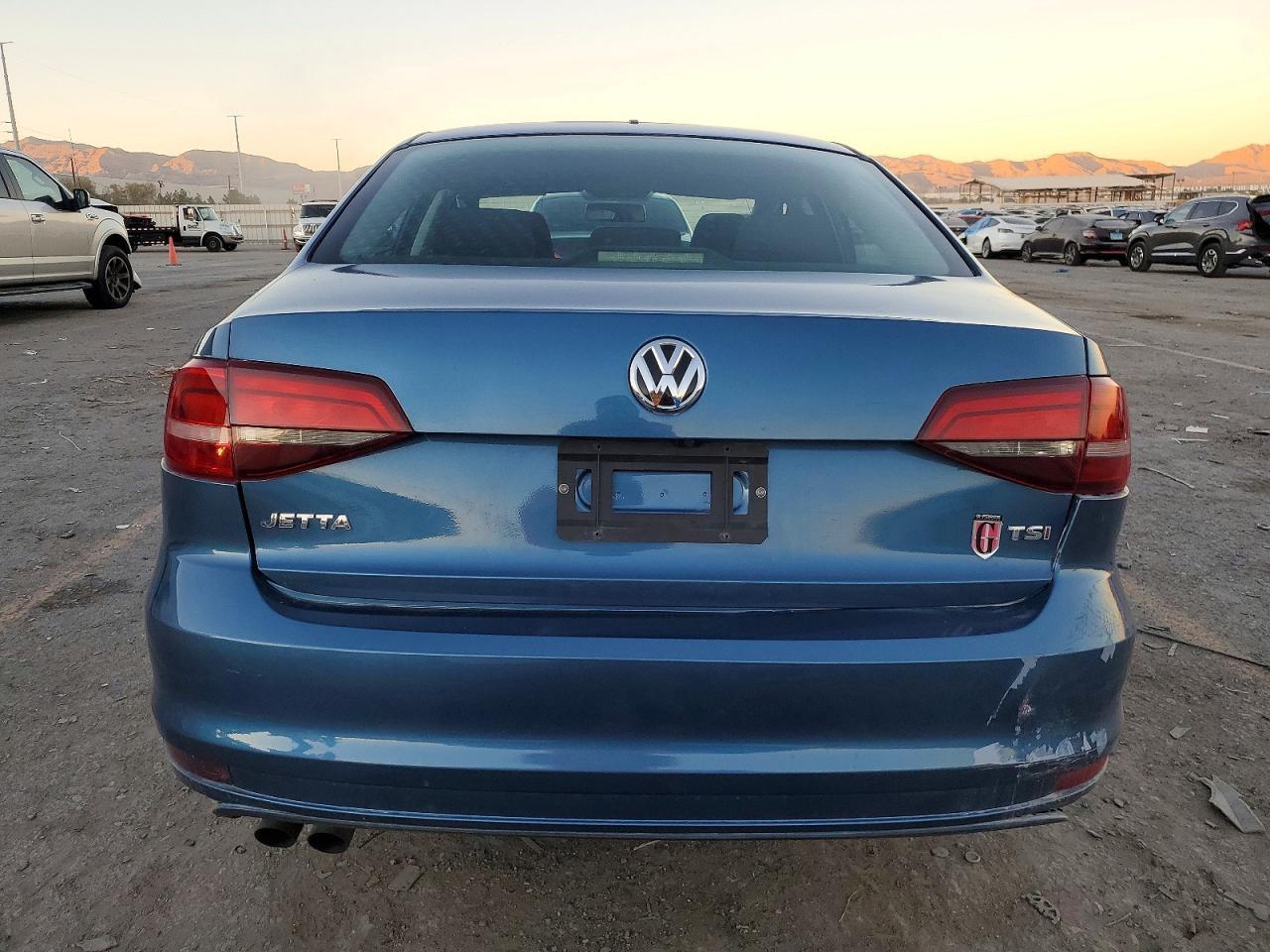 2017 Volkswagen Jetta S - Image 6