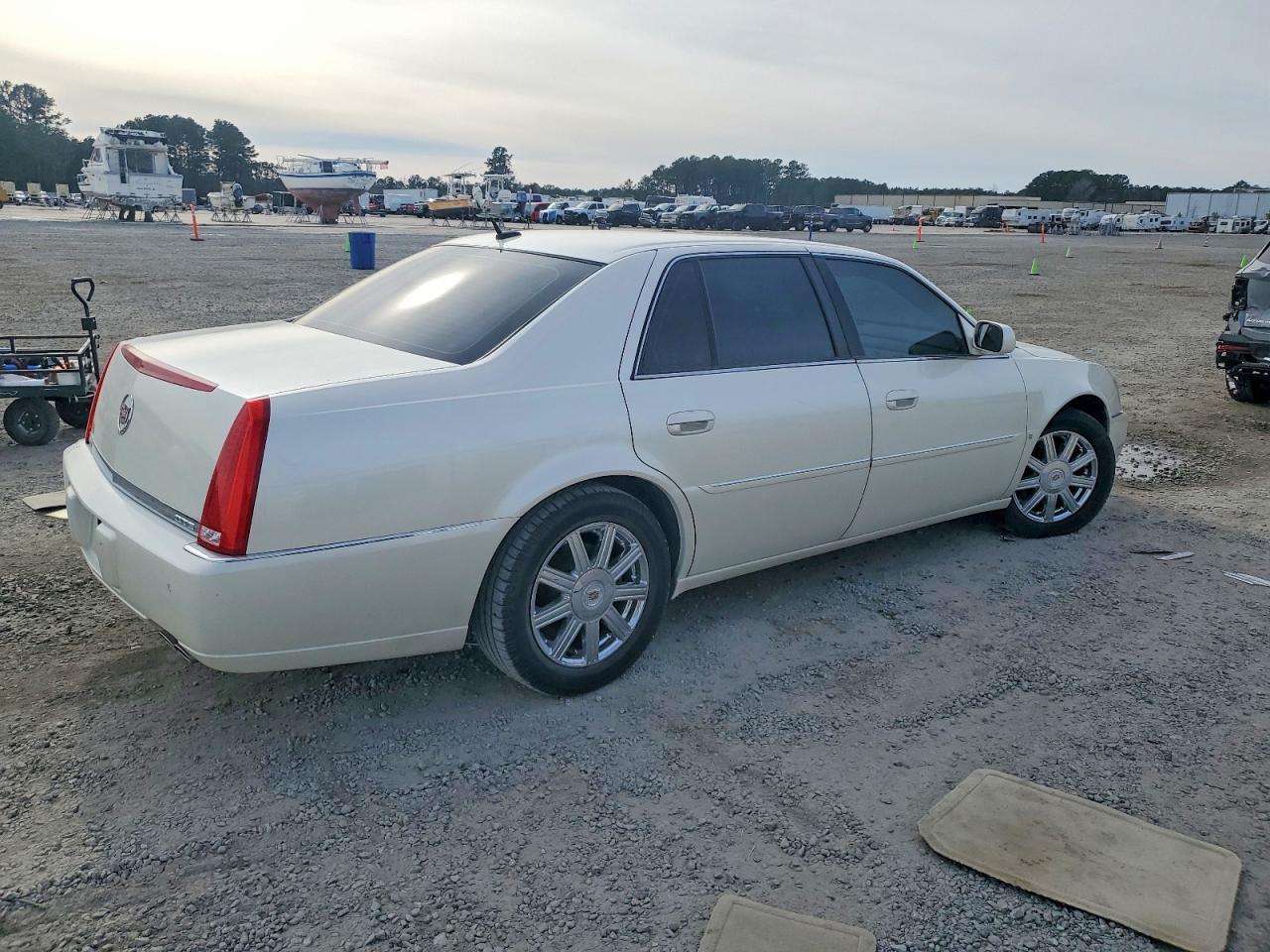 2008 Cadillac Dts - Image 3