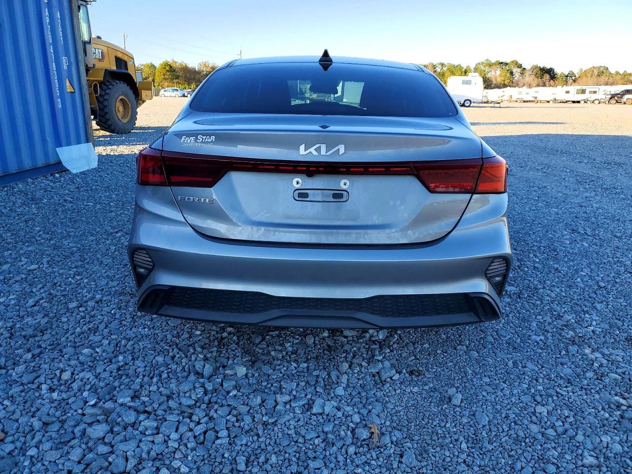 2022 Kia Forte Fe - Фото 6