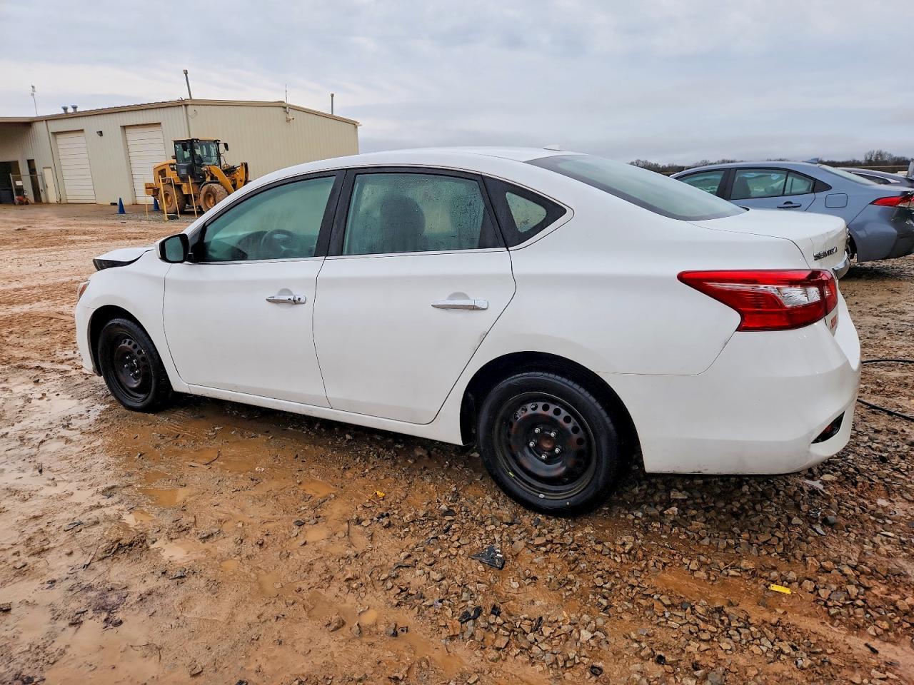 2017 Nissan Sentra S - Фото 2
