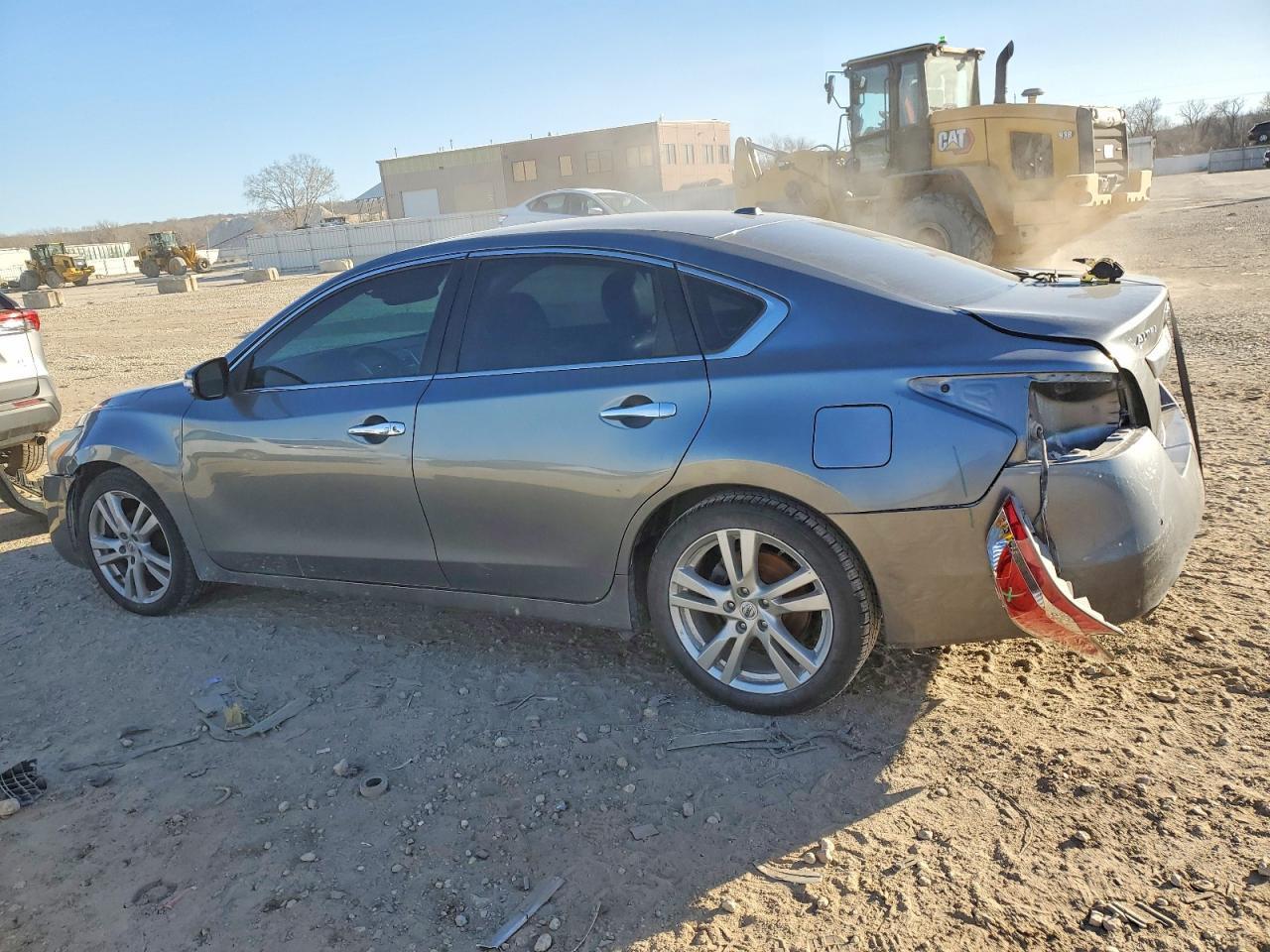 2015 Nissan Altima 3.5S - Фото 2