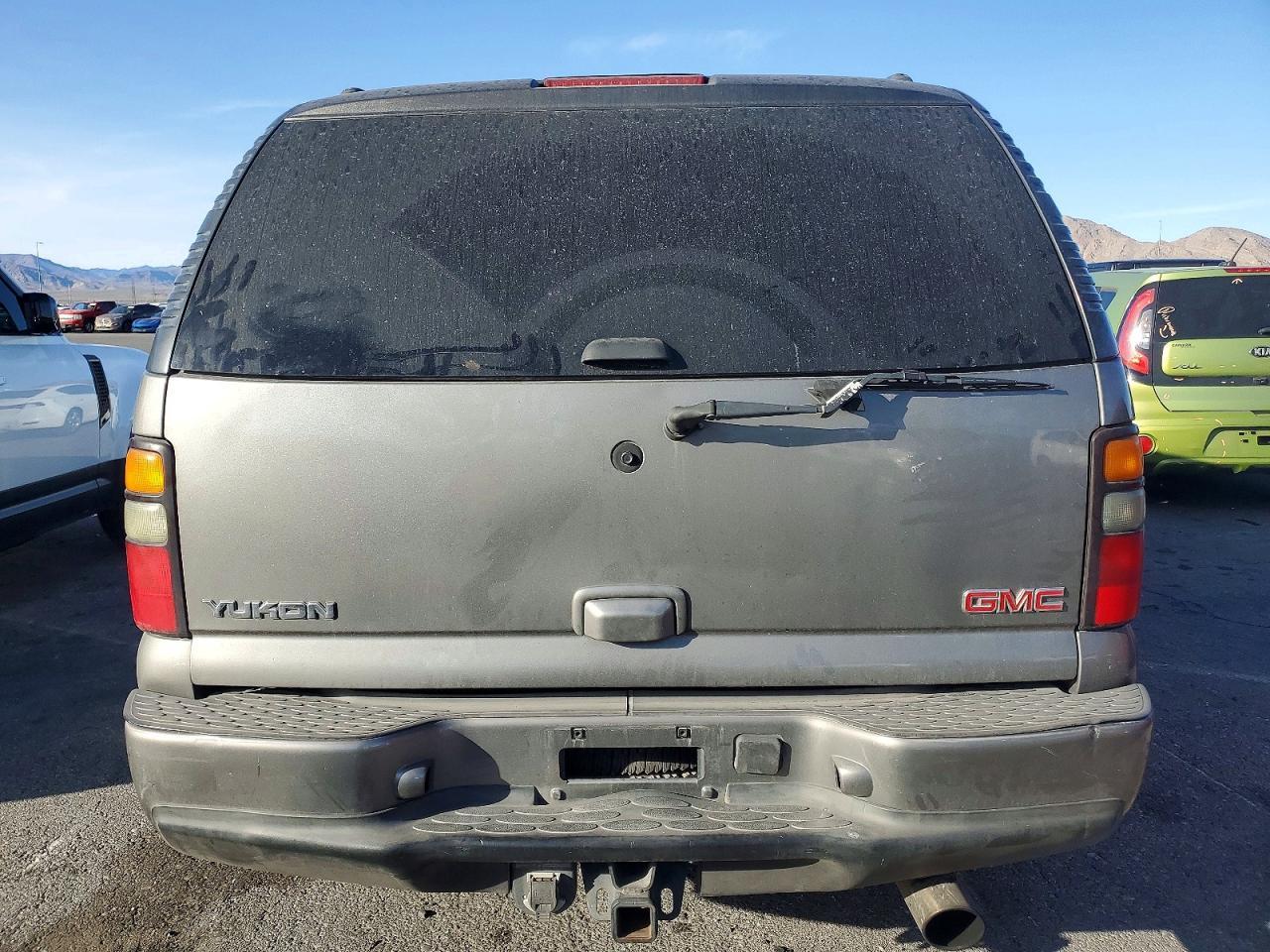 2005 GMC Yukon Denali - Фото 6