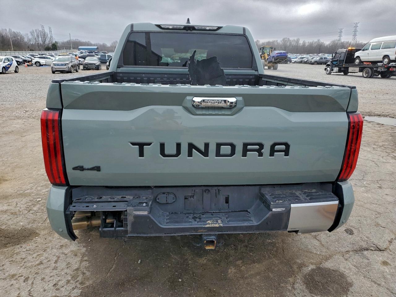 2023 Toyota Tundra Crewmax Limited - Image 6