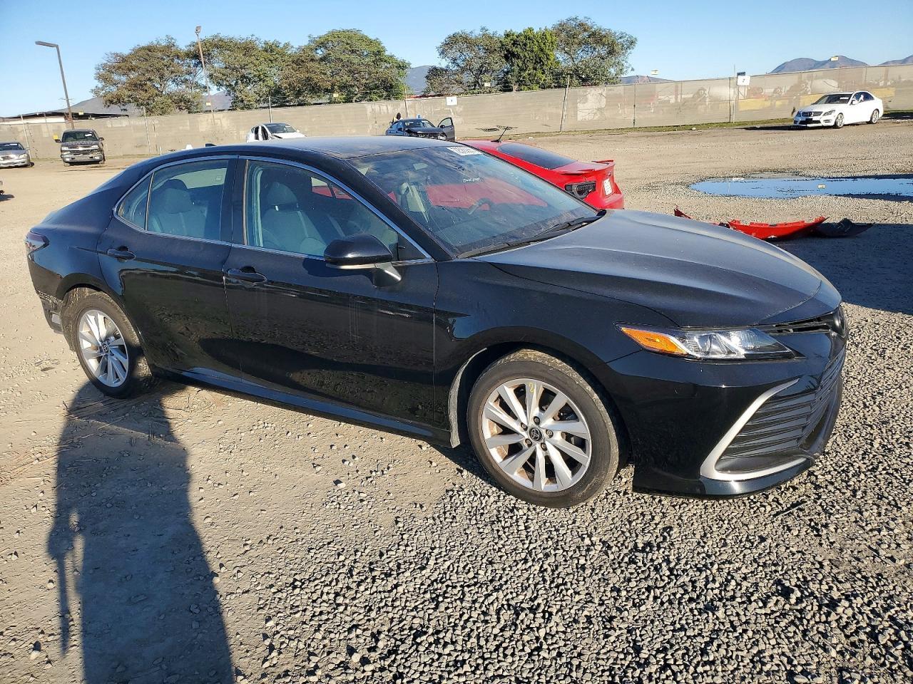 2022 Toyota Camry Le - Image 4