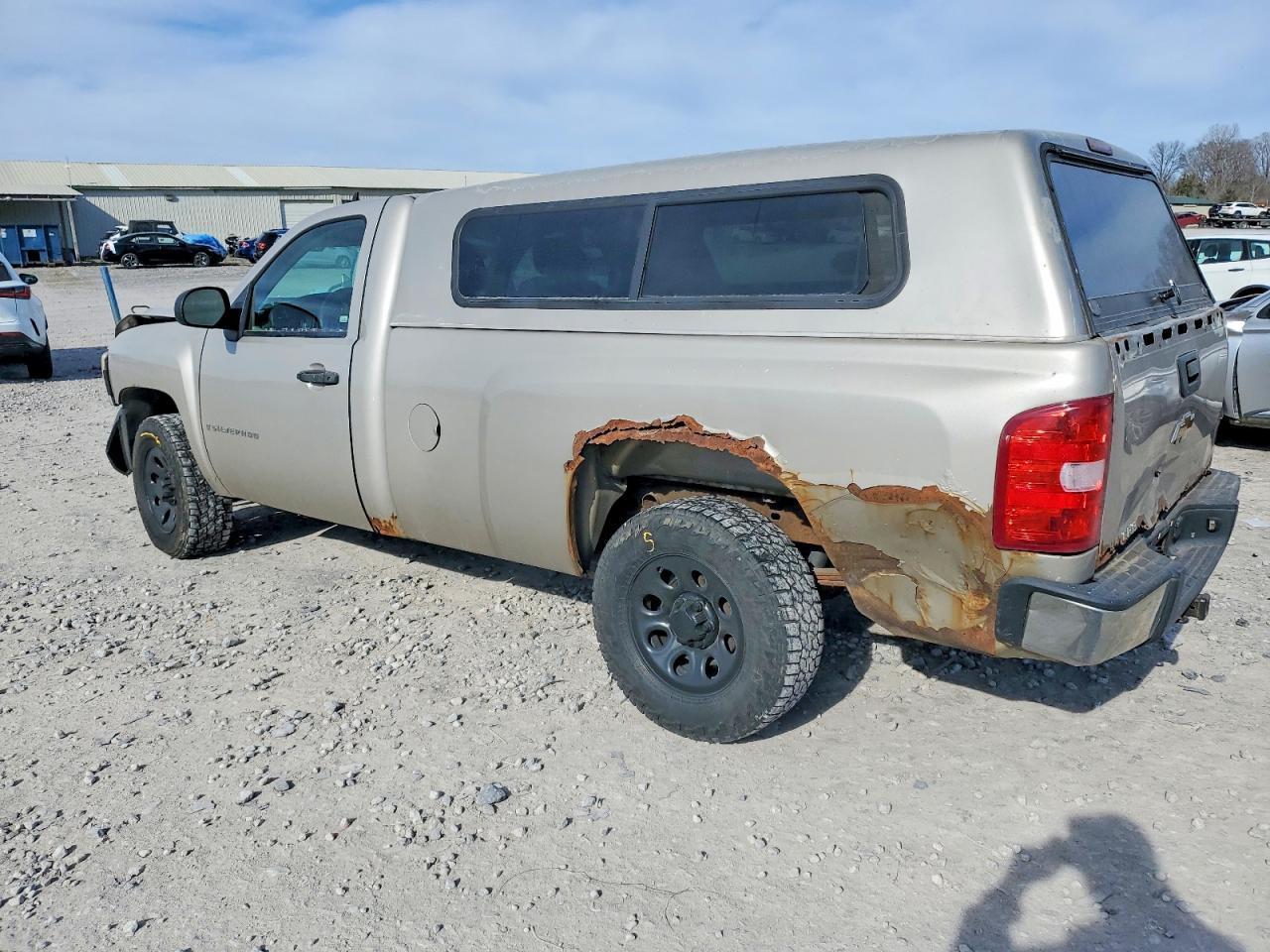 2007 Chevrolet Silverado C1500 - Фото 2